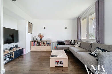 Appartement 3 pièces 240000 €