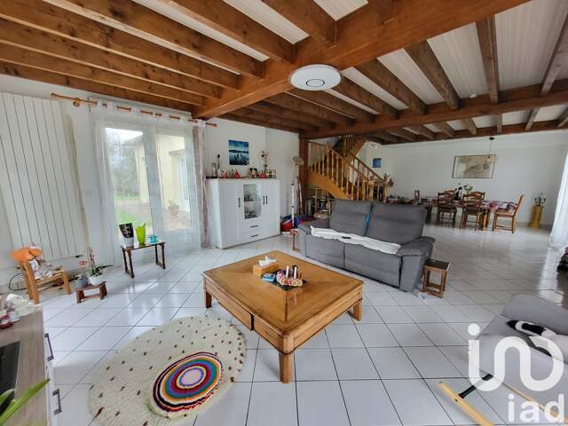 Vente Maison traditionnelle 8 pièces — photo du bien