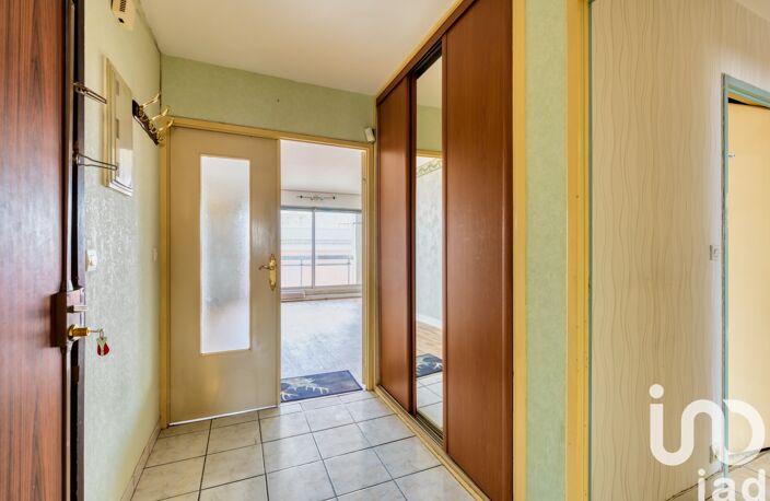 Vente Appartement 5 pièces — photo 2