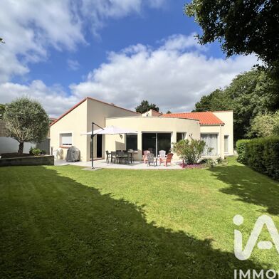 Maison 5 pièces 361500 €