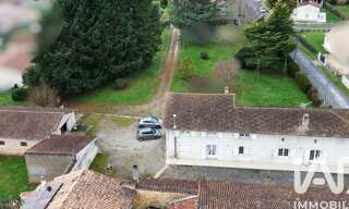 Maison 8 Pièces 287 m² à vendre à La Rochefoucauld-en-Angoumois (16110)