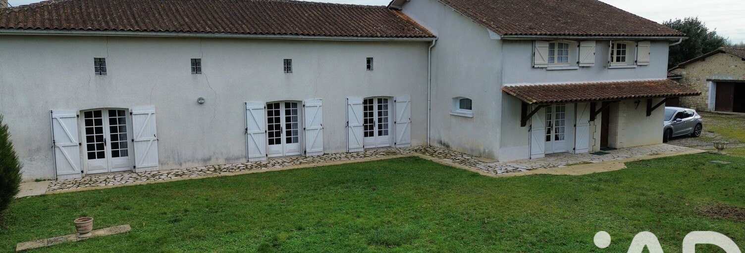 Maison 8 Pièces 287 m² à vendre à La Rochefoucauld-en-Angoumois (16110)
