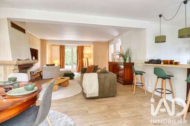 Maison 6 pièces 349000 €