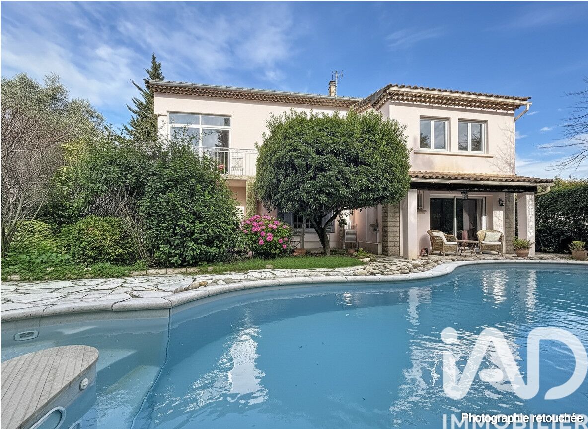 Maison à vendre, 8 pièces, 197 m², Rognonas