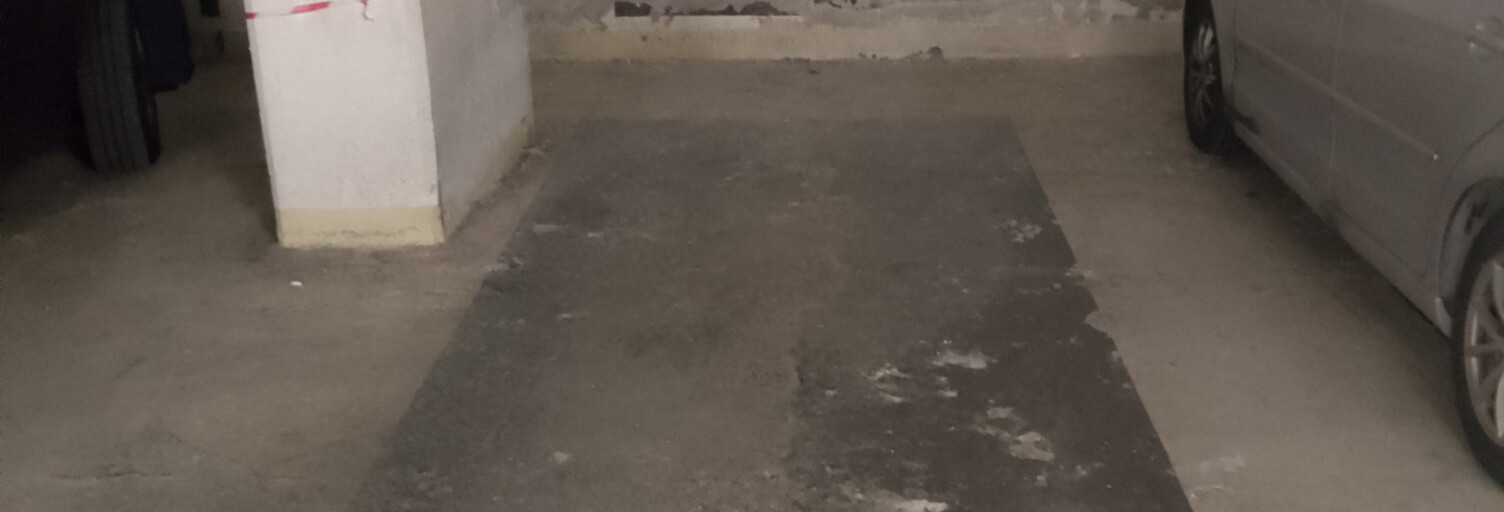 Garage   m² à louer à Nice (06000)