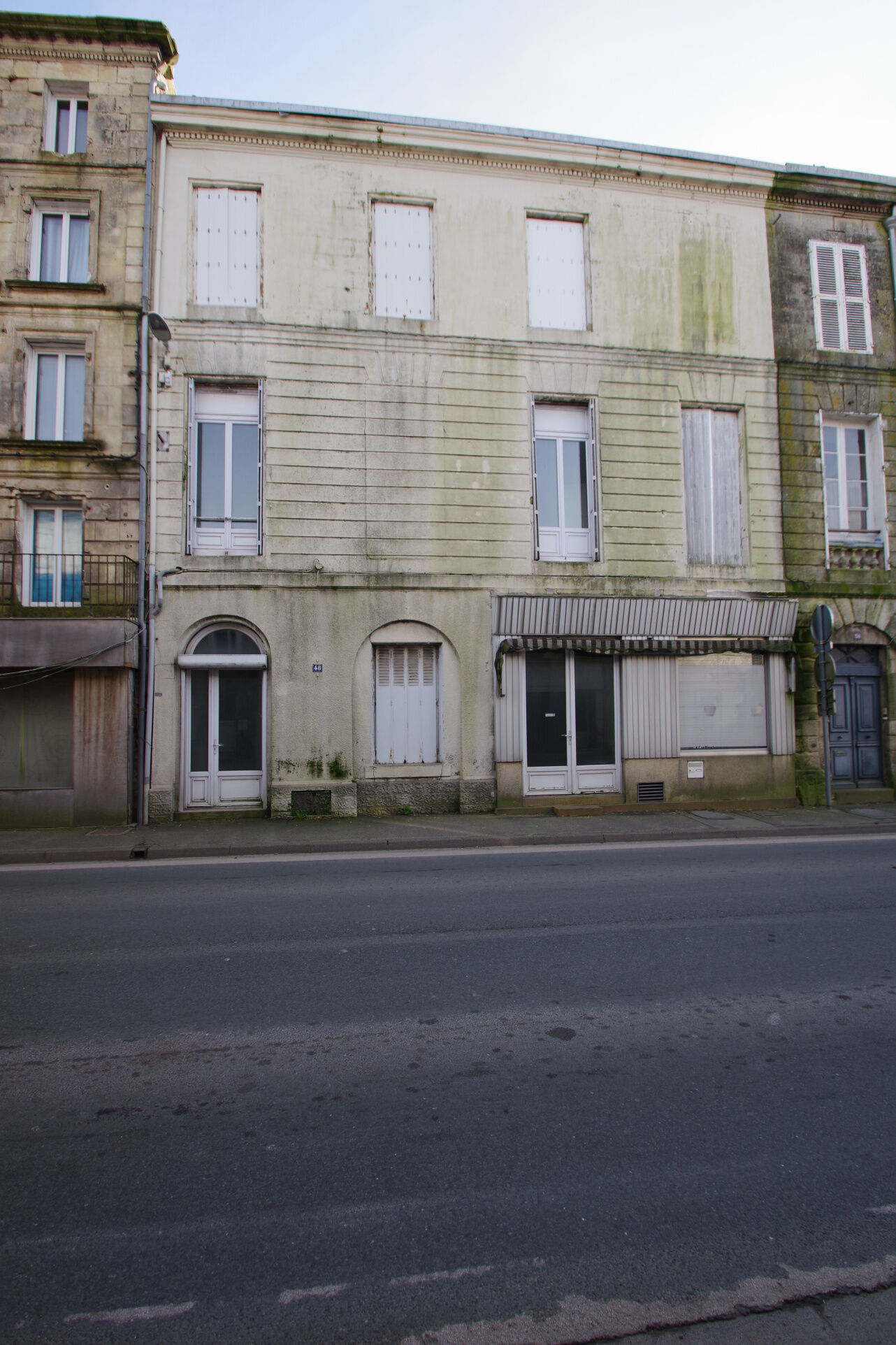 Villa / Maison  T6 à vendre Marans 17230