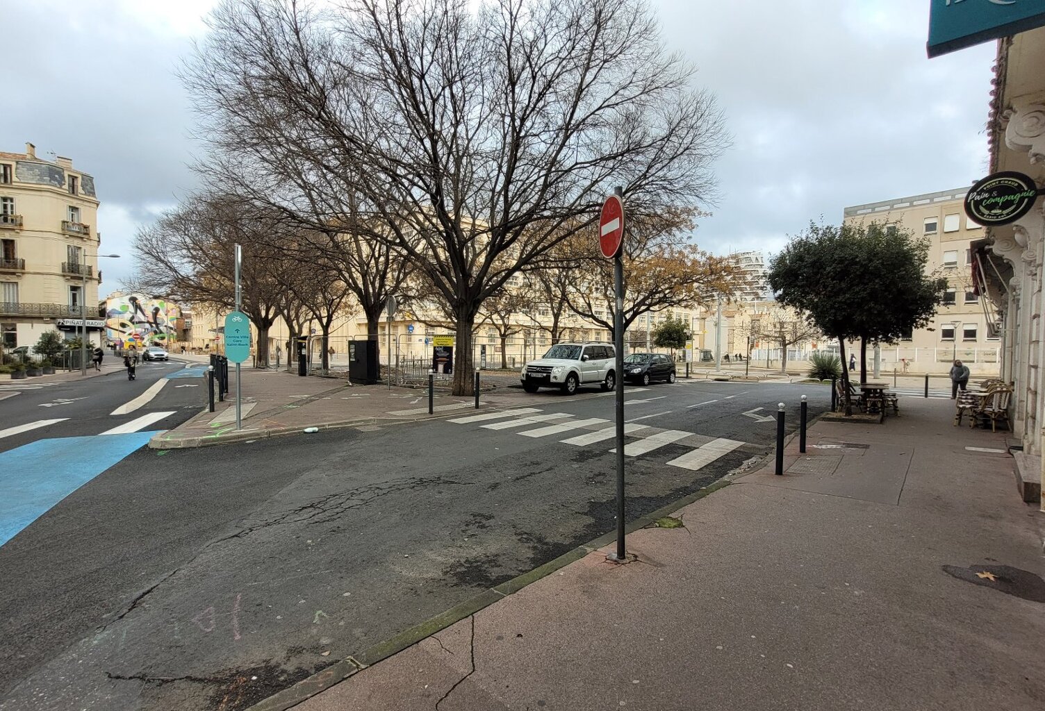 Murs commerciaux — photo 1