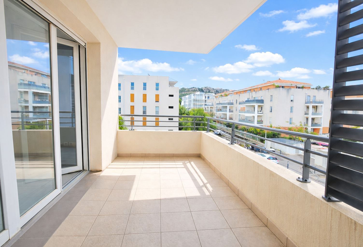 APPARTEMENT T3 AVEC TERRASSE - QUARTIER ROY D'ESPAGNE / SORMIOU - 13009 MARSEILLE — photo 1
