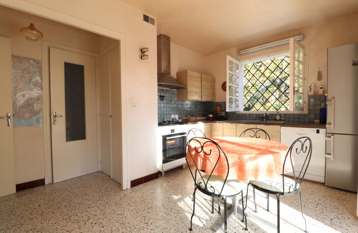 VAUX SUR MER - 150 M PLAGE DE NAUZAN - MAISON 5 CHAMBRES - JARDIN — photo 2
