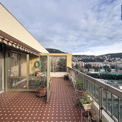 Appartement 3 pièces 300000 €