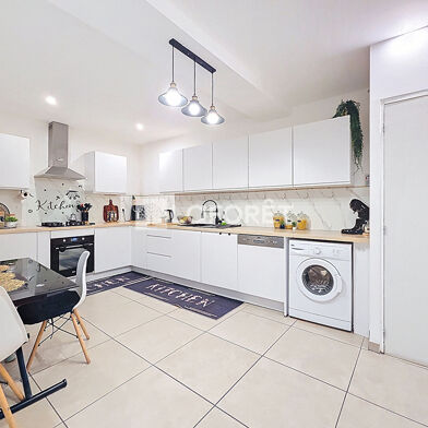 Appartement 5 pièces 176900 €