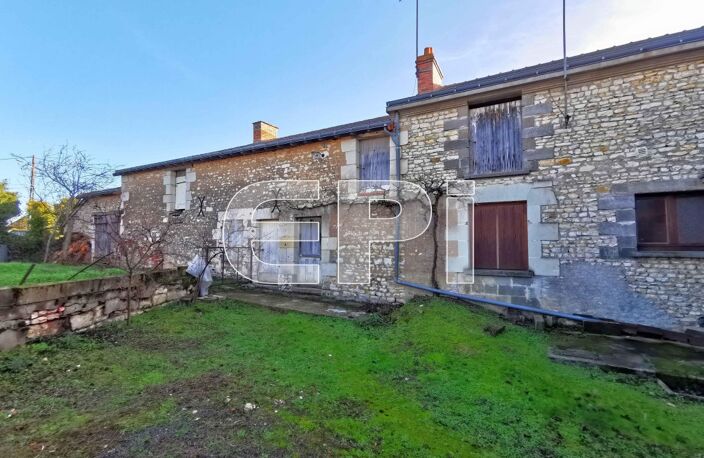 Réf 8117. Chaveignes, maison de 121 m² avec jardin, en pierre — photo 2