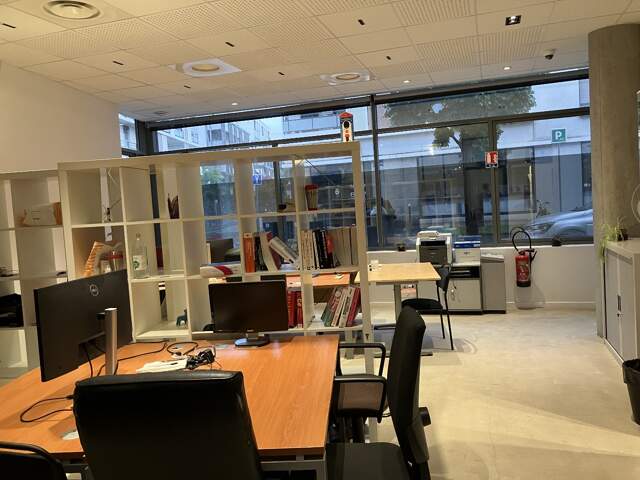 Local commercial — photo du bien