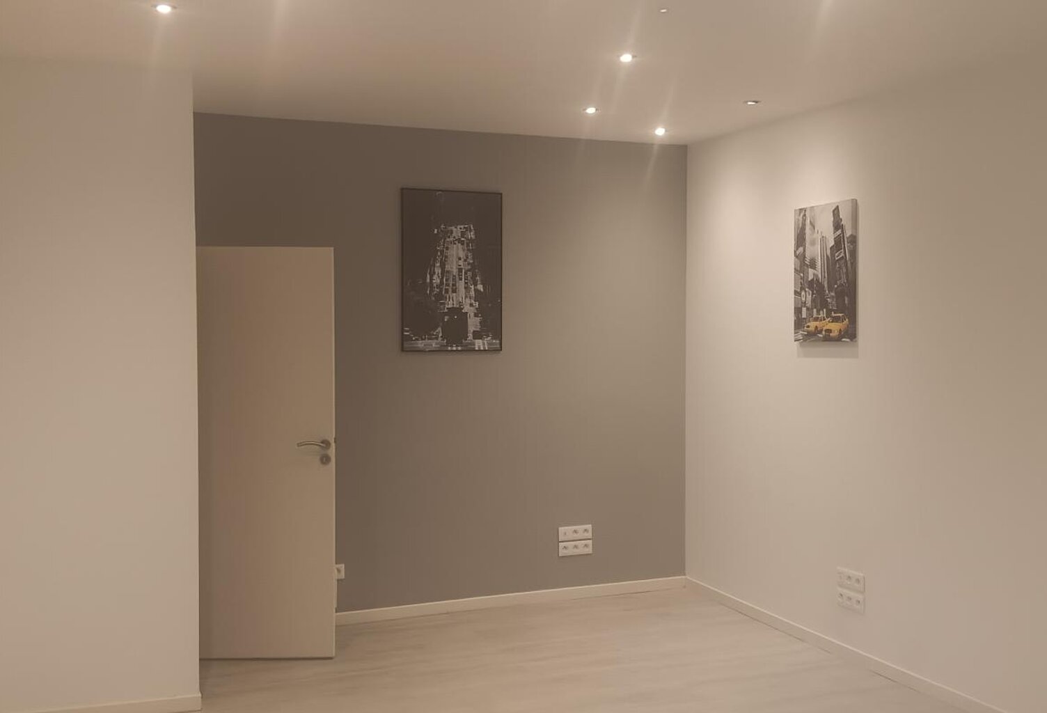 Rodez (Boulevard Laromiguière), Local commercial 34 m² environ, proche commerces et services — photo 1