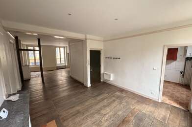 Appartement 4 pièces 953 €
