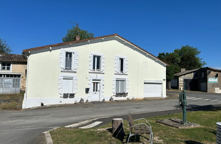 JOLIE MAISON DE VILLAGE ENTIÈREMENT RÉNOVÉE EN 2024, 3 CHAMBRES, JARDIN 700 M² à 50 m. LIBRE JUILLET 2026 — photo 3