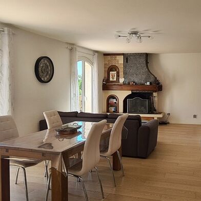 Maison 6 pièces 375000 €