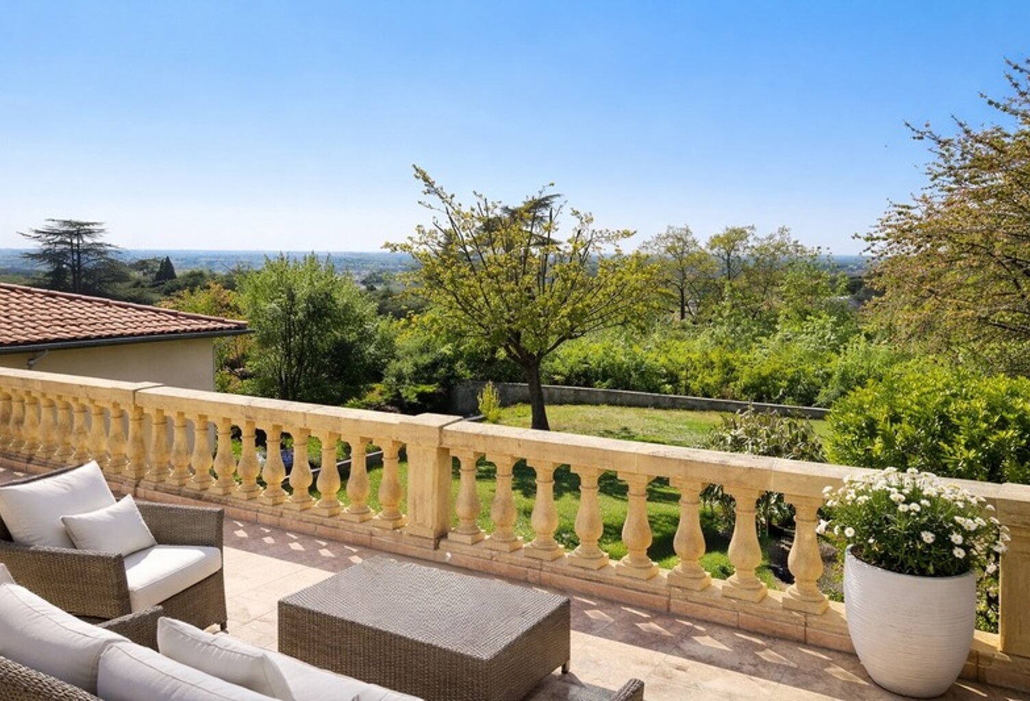 VILLA TRADITIONELLE T6 GRATENTOUR — photo 1
