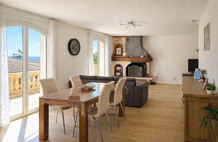 VILLA TRADITIONELLE T6 GRATENTOUR — photo 2