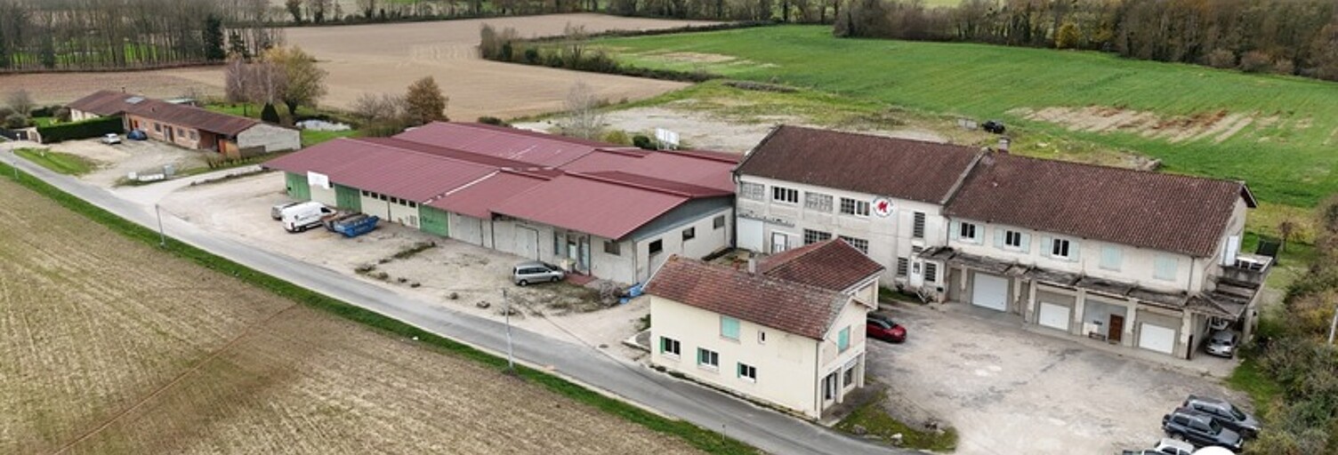 Immeuble  244 m² à vendre à Neuville-les-Dames (01400)