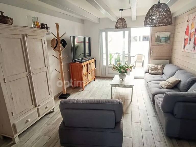 Maison de village  A SAINT CLEMENT DES BALEINES AVEC UN  PATIO  EXTERIEUR — photo 1
