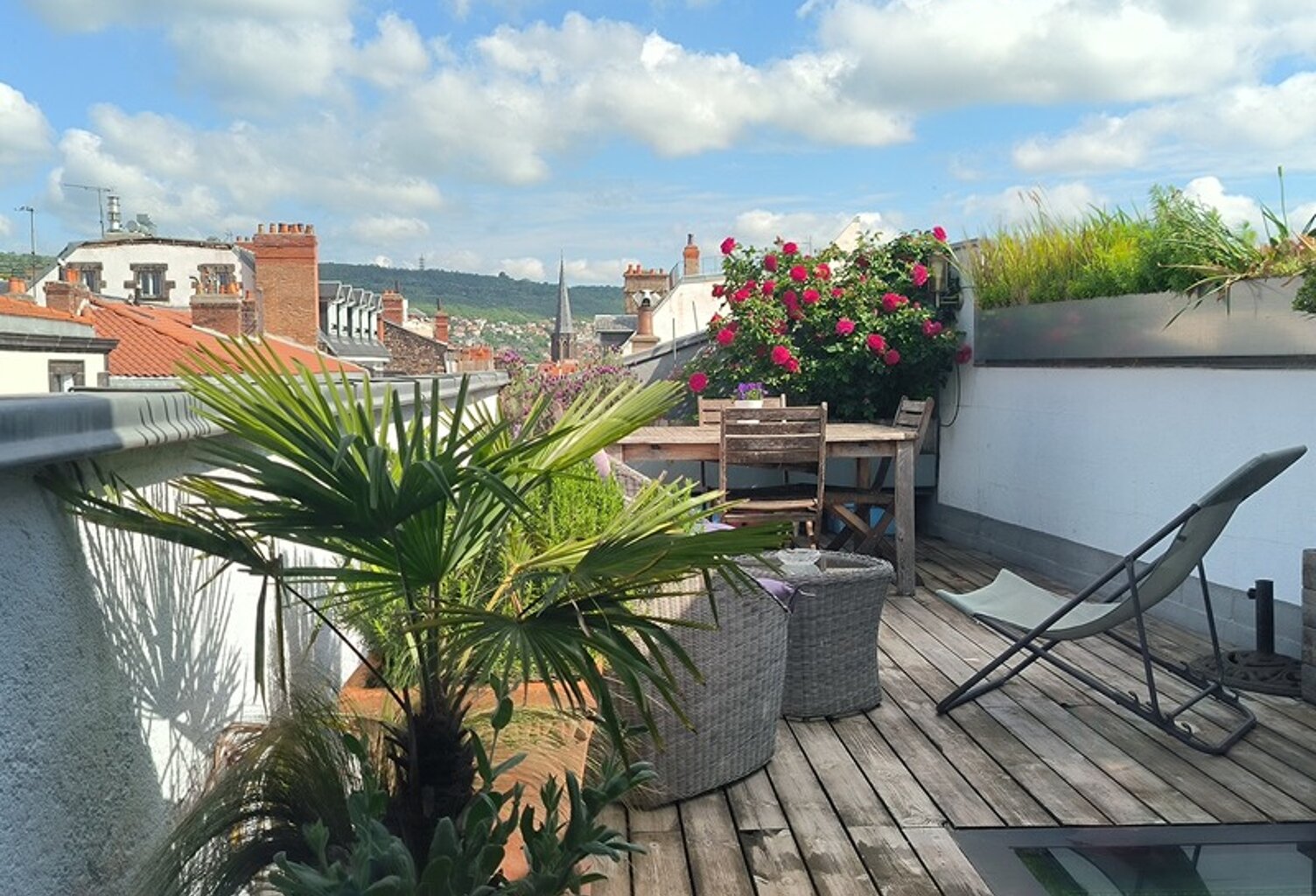 Triplex de caractère, Clermont-Ferrand centre, climatisé, 6 pièces, 150 m², terrasse, balcons et vues dégagées — photo 1