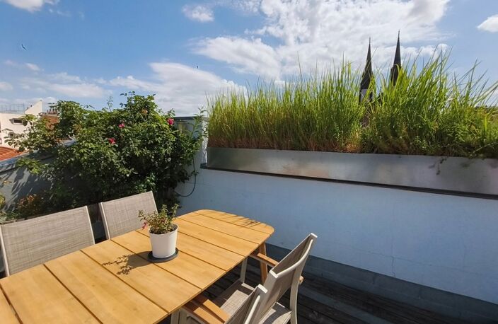 Triplex de caractère, Clermont-Ferrand centre, climatisé, 6 pièces, 150 m², terrasse, balcons et vues dégagées — photo 2