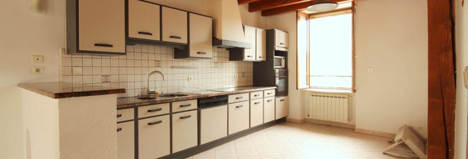 Appartement 9 Pièces 102 m² à vendre à Saint-Affrique (12400)