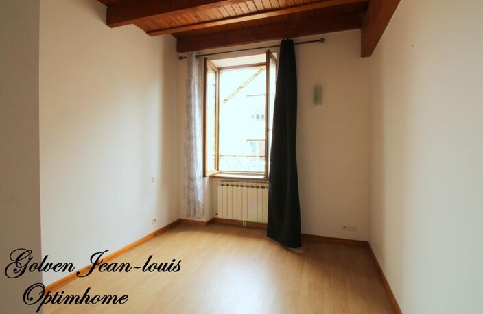 Appartement plein de charme et lumineux à SAINT AFFRIQUE (12) — photo 4