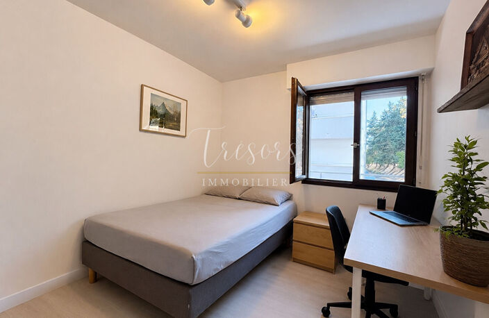 Appartement Annecy-le-vieux - 78 m2, 4 chambres — photo 4