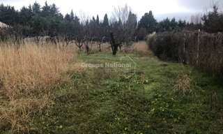 Terrain  449 m² à vendre à Sénas (13560)