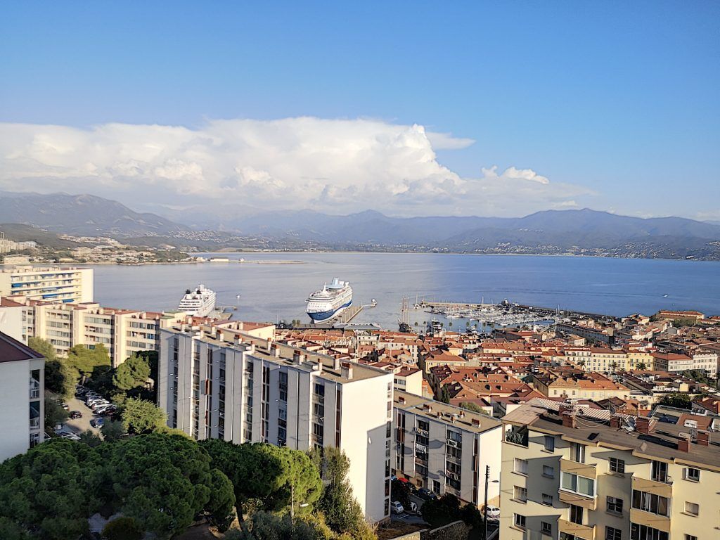 Appartement  T2 à louer Ajaccio 20000