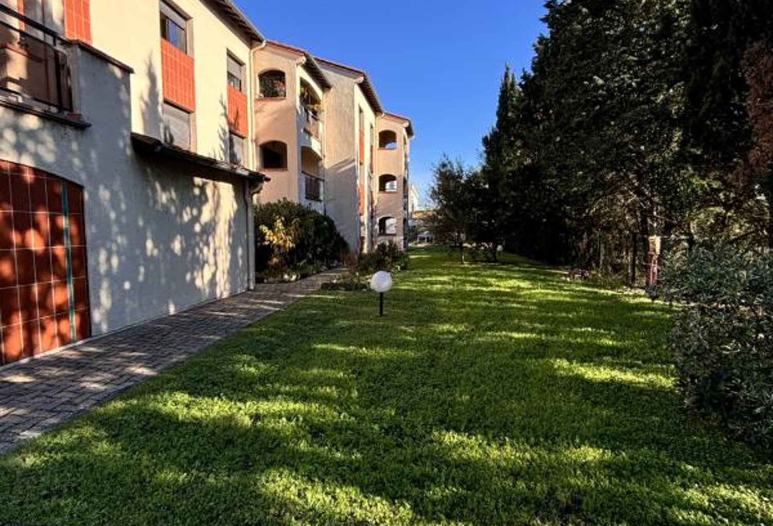 Vaste Appartement T5 duplex Aucamville — photo 1
