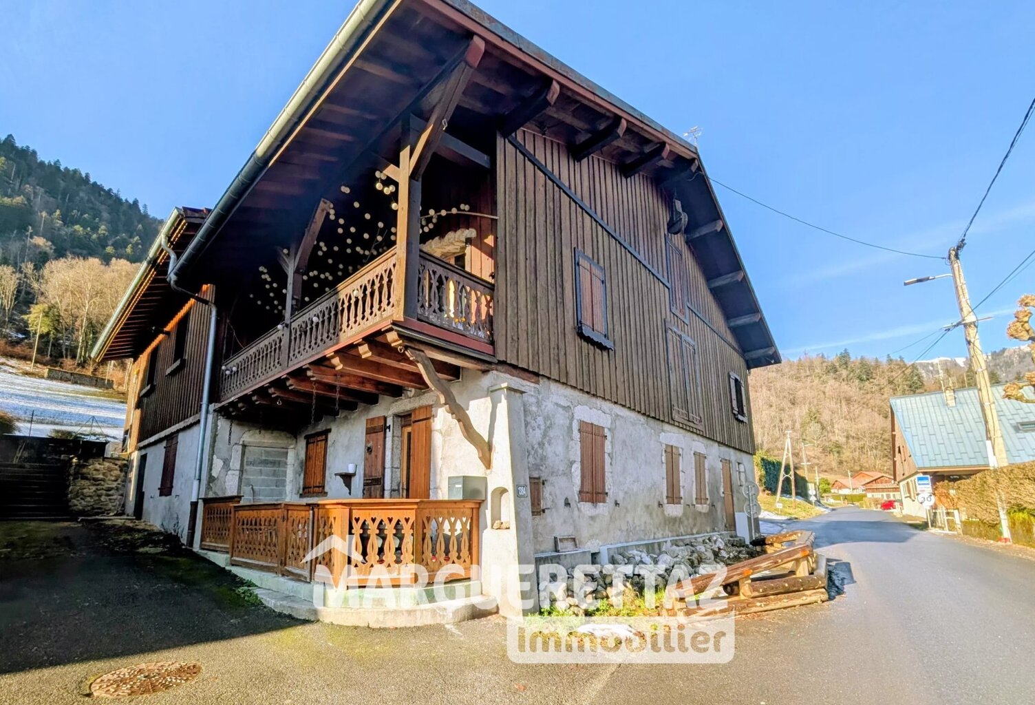Maison mitoyenne 170m² - ST JEOIRE — photo 1