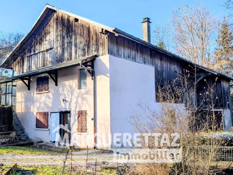 Ancienne bâtisse à rénover sur 4884m² de terrain (Zone N) — photo 1
