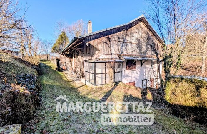 Ancienne bâtisse à rénover sur 4884m² de terrain (Zone N) — photo 2