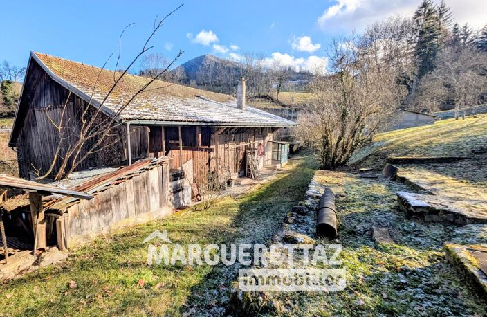 Ancienne bâtisse à rénover sur 4884m² de terrain (Zone N) — photo 3