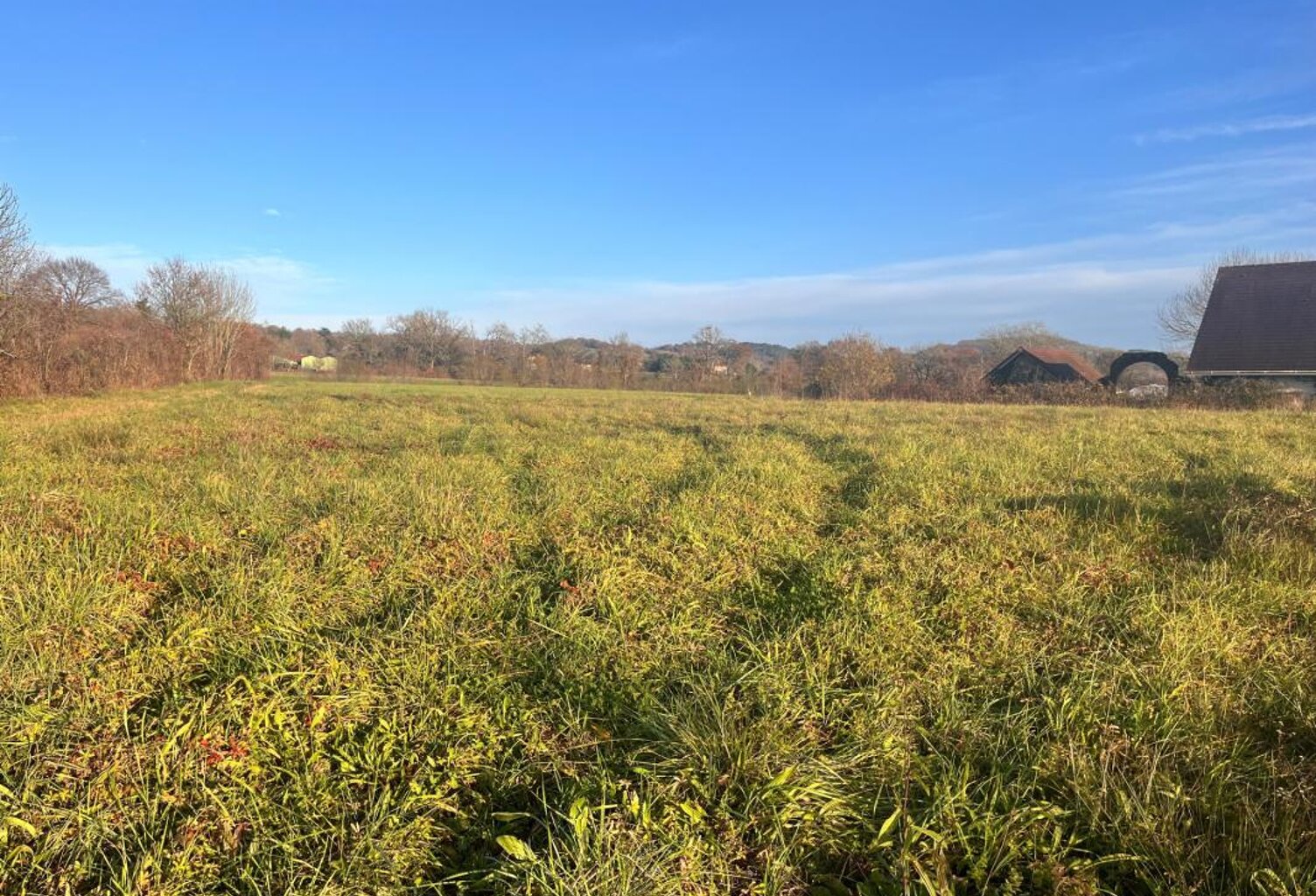 Terrain constructible de 1416 m2 à Urdès — photo 1