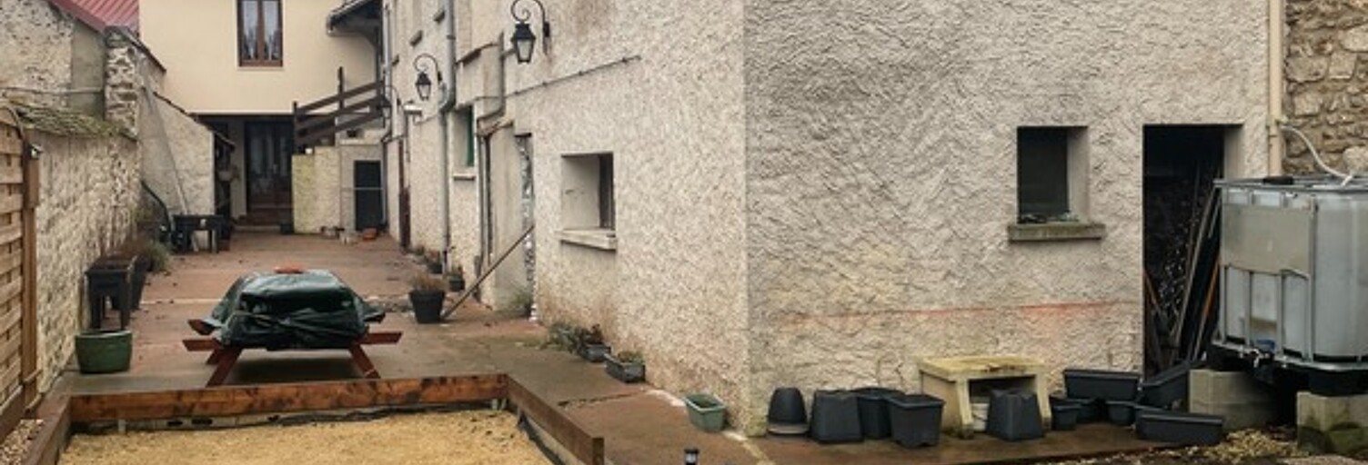 Immeuble  108 m² à vendre à Bouray-sur-Juine (91850)