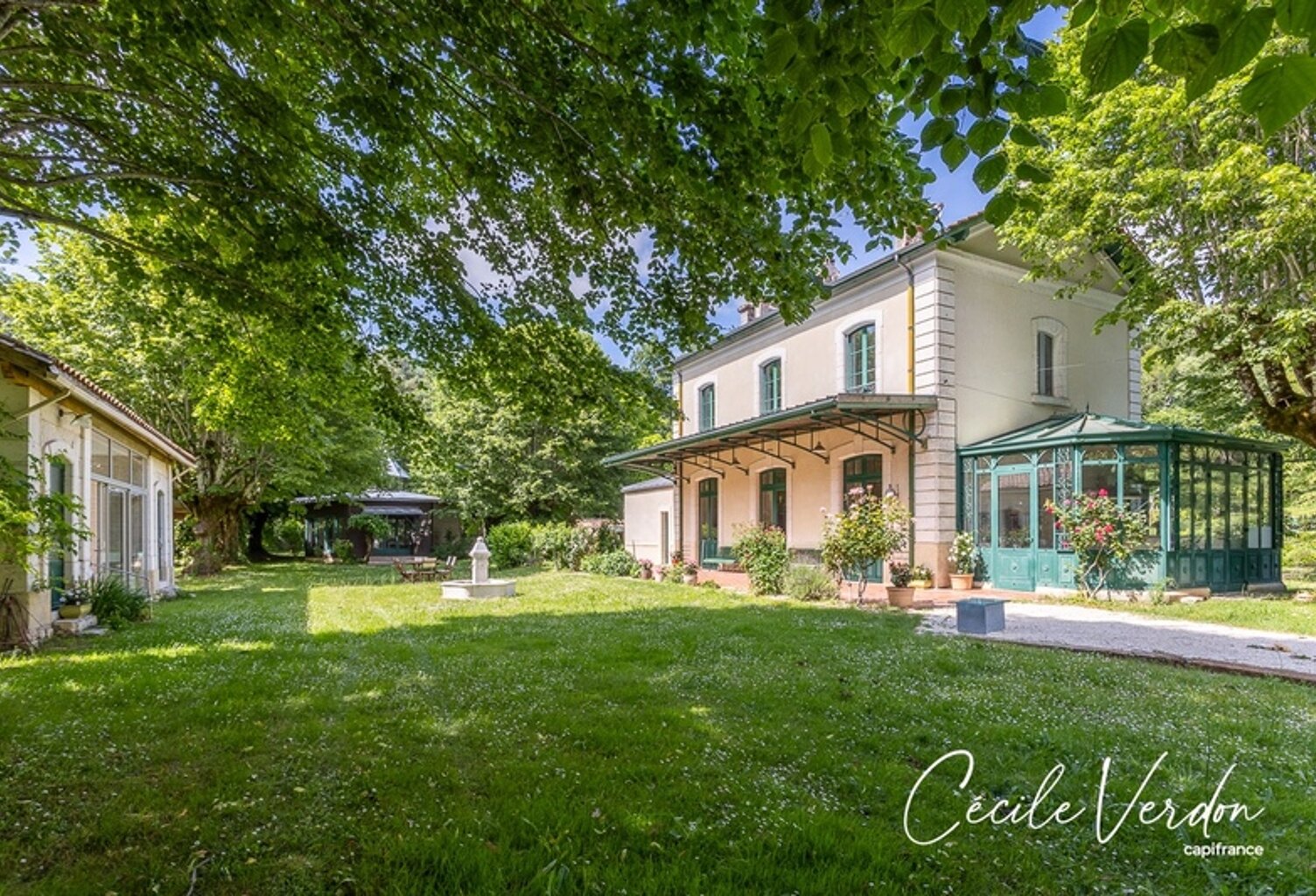 BELEYMAS (24) proche Bergerac – Propriété de charme du XIXe siècle 10 pièces avec dépendances, piscine et potentiel d’accueil sur 8 500 m² — photo 1