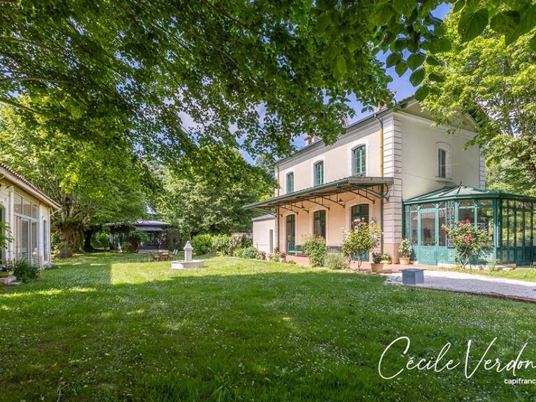 BELEYMAS (24) proche Bergerac – Propriété de charme du XIXe siècle 10 pièces avec dépendances, piscine et potentiel d’accueil sur 8 500 m² — photo 1