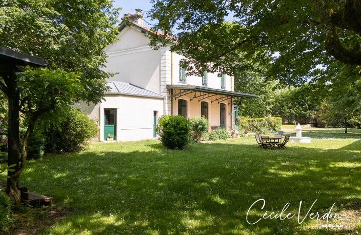 BELEYMAS (24) proche Bergerac – Propriété de charme du XIXe siècle 10 pièces avec dépendances, piscine et potentiel d’accueil sur 8 500 m² — photo 3