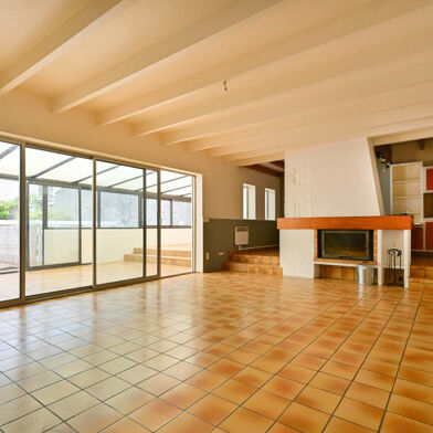 Maison 8 pièces 73213 €