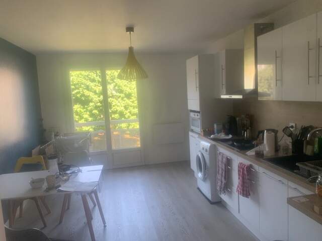 Appartement à vendre 4 pièces VENISSIEUX (69) — photo du bien