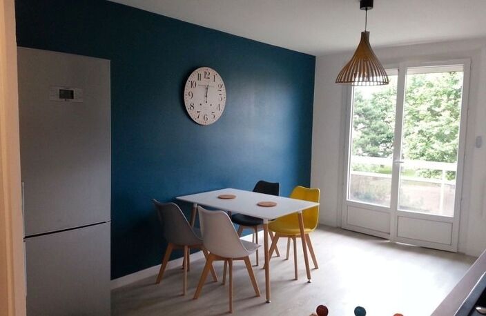 Appartement à vendre 4 pièces VENISSIEUX (69) — photo 2