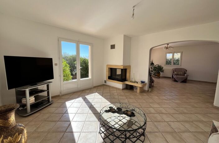 LA CIOTAT-Charmante villa T6 – Vue mer & calme absolu ! — photo 2