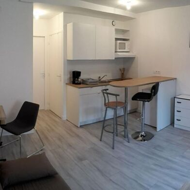 Appartement 1 pièces 450 €