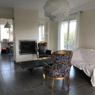 Appartement 4 pièces 1350 €