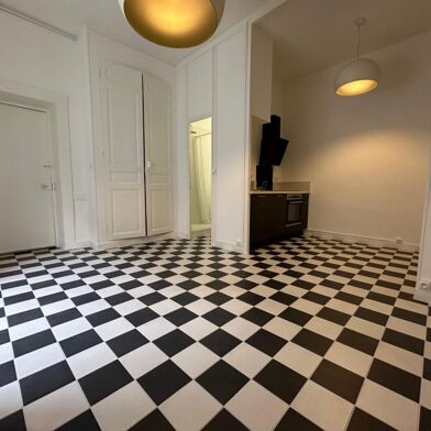 Appartement 1 pièces 350 €