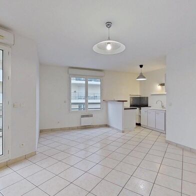 Appartement 2 pièces 880 €